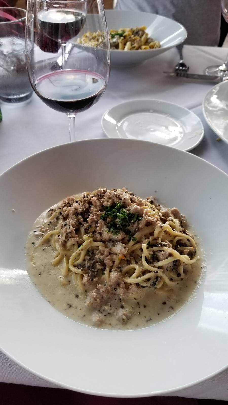 La Dolce Vita | restaurant | 3331 NE 33rd St, Fort Lauderdale, FL 33308, USA | 9545655707 OR +1 954-565-5707