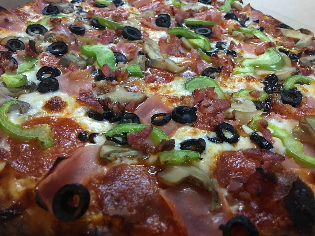 Pizerías Pizza Fagos | bakery | Misión Santiago 5421, Salvatierra, Tijuana, B.C., Mexico | 016646364227 OR +52 664 636 4227