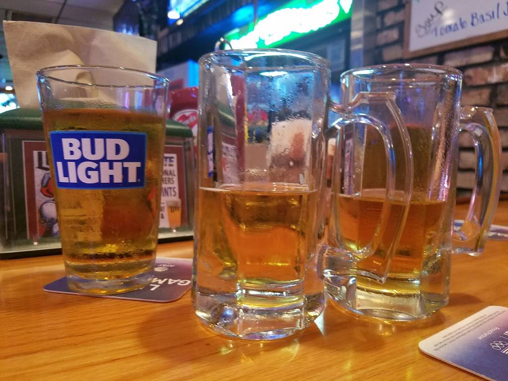 Beef O Bradys | restaurant | 16773-16775 Fishhawk Blvd, Lithia, FL 33547, USA | 8136510388 OR +1 813-651-0388