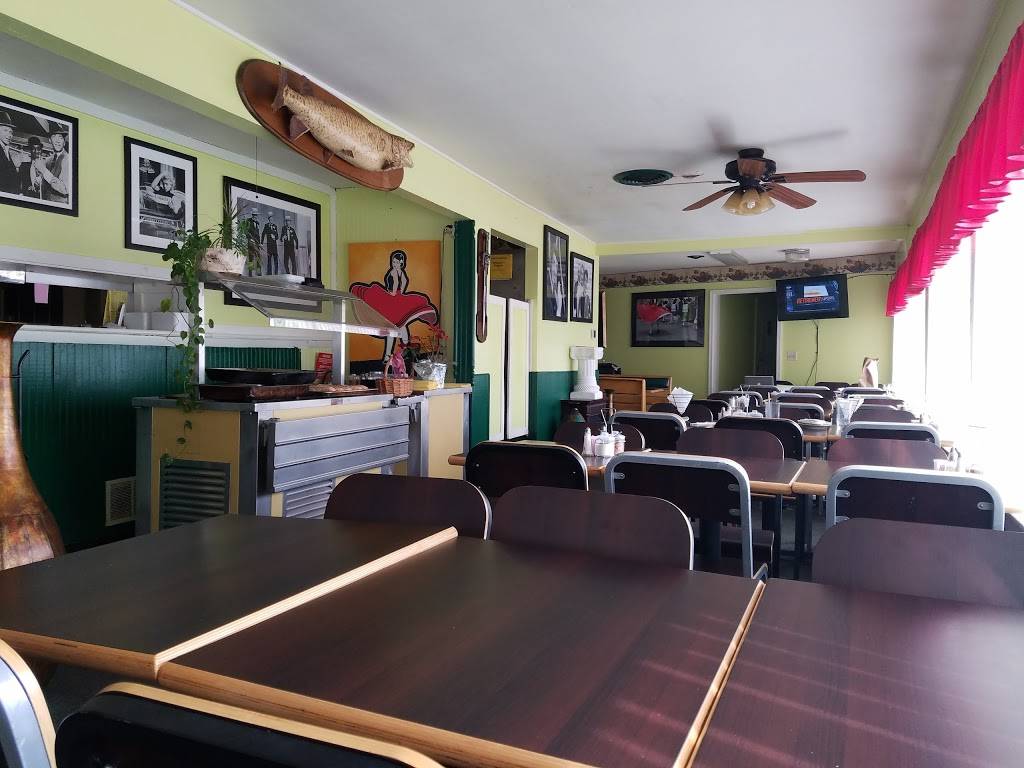 Bravo | restaurant | 17 Railroad St, Freeville, NY 13068, USA | 6078445229 OR +1 607-844-5229