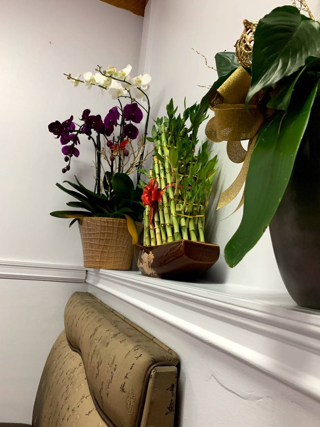 Y&J Gourmet | restaurant | 701 N Fair Oaks Ave, Pasadena, CA 91103, USA | 6268071333 OR +1 626-807-1333