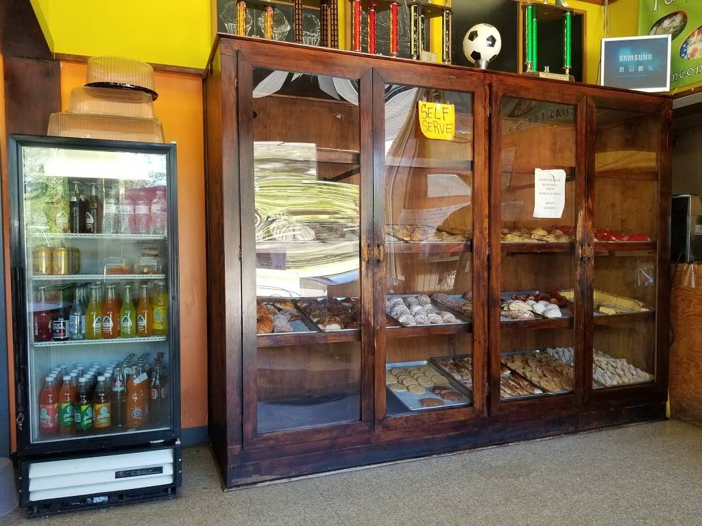 La Canasta Panaderia | restaurant | 1545 E Montgomery Cross Rd, Savannah, GA 31406, USA | 9123524800 OR +1 912-352-4800