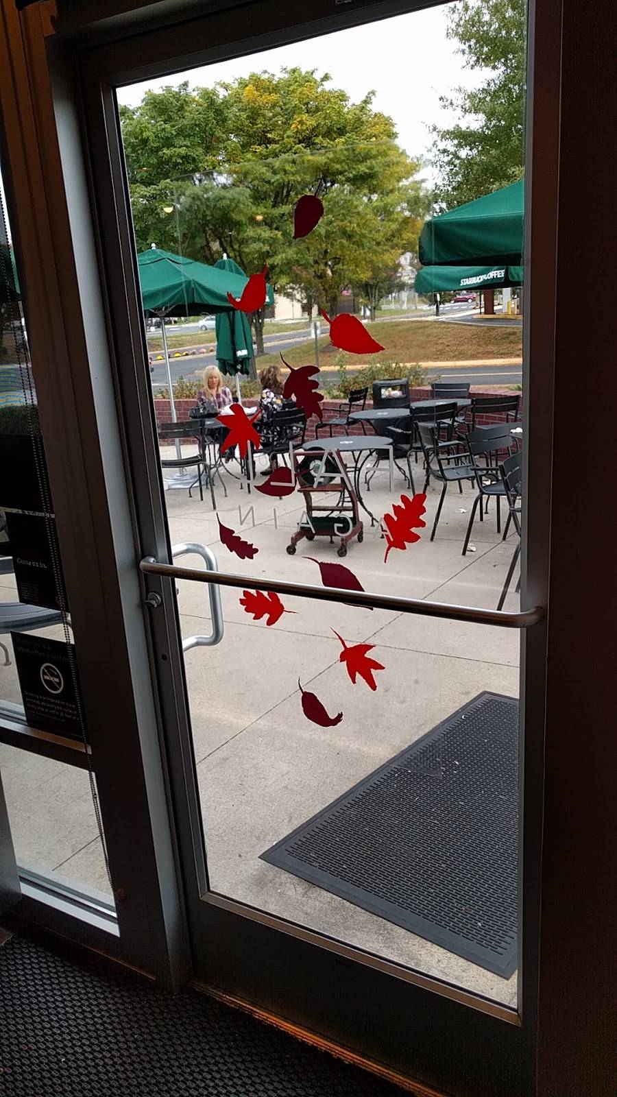 Starbucks | cafe | 2096 County Line Rd, Huntingdon Valley, PA 19006, USA | 2153649537 OR +1 215-364-9537