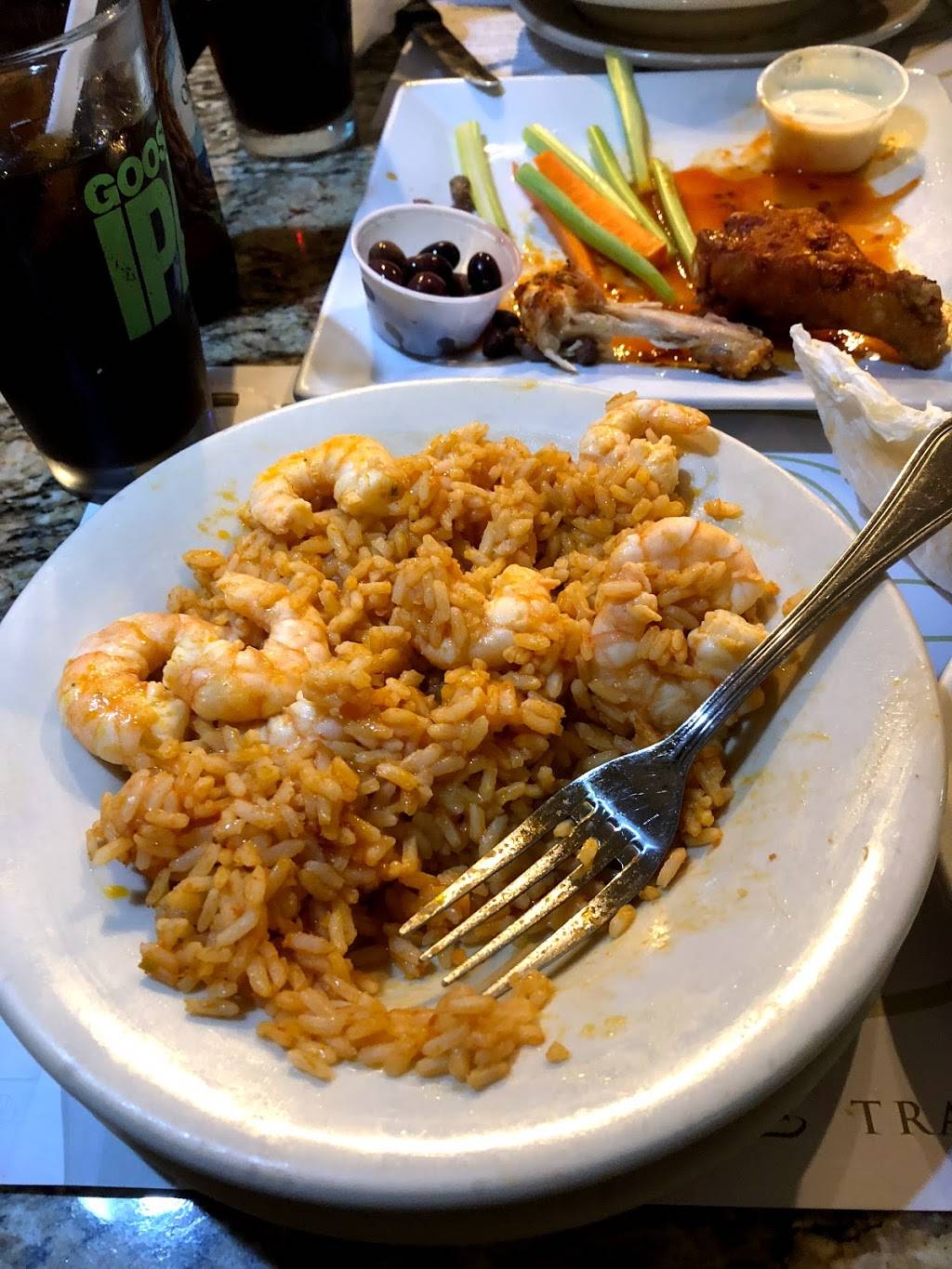 Red Fez Bar & Grill | restaurant | 70 Exchange St, Chicopee, MA 01013, USA | 4133313534 OR +1 413-331-3534