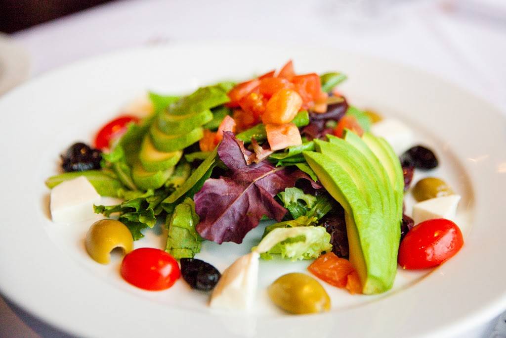 Louies Italian Restaurant & Bar | restaurant | 10 Center St, Darien, CT 06820, USA | 2033095818 OR +1 203-309-5818