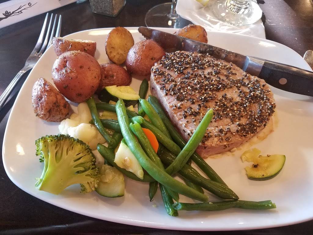 Fishbones West | restaurant | 29244 Northwestern Hwy, Southfield, MI 48034, USA | 2483512925 OR +1 248-351-2925