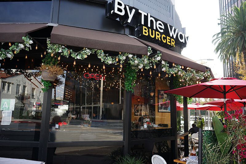 By The Way Burger - Beverly Hills | cafe | 8442 Wilshire Blvd, Beverly Hills, CA 90211, USA | 3234334119 OR +1 323-433-4119