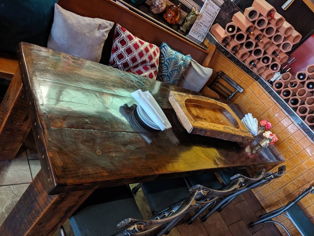 Matteos | restaurant | 125 E Main St, Welland, ON L3B 3W5, Canada | 9057322111 OR +1 905-732-2111