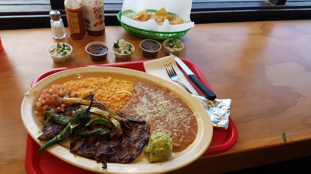 Juanillos mexican grill | restaurant | 510 W Compton Blvd, Compton, CA 90220, USA | 3104381372 OR +1 310-438-1372