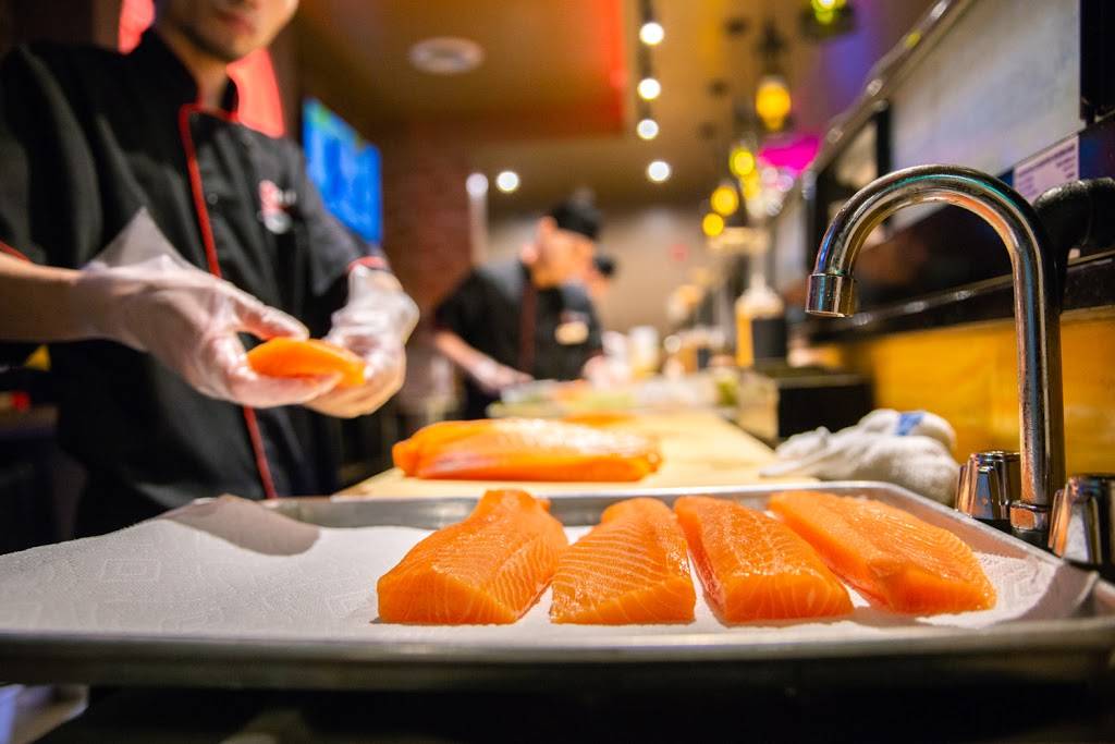 Mizu Japanese Restaurant - Niles | restaurant | 5555 Youngstown Warren Rd #715, Niles, OH 44446, USA | 3306522888 OR +1 330-652-2888