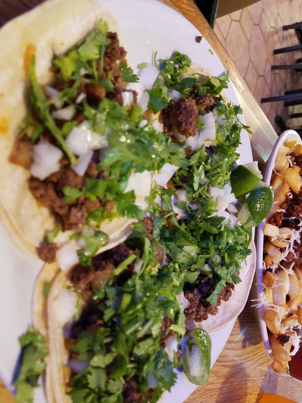 Araujos | restaurant | 3112, 404 San Bruno Ave W, San Bruno, CA 94066, USA | 6505884257 OR +1 650-588-4257