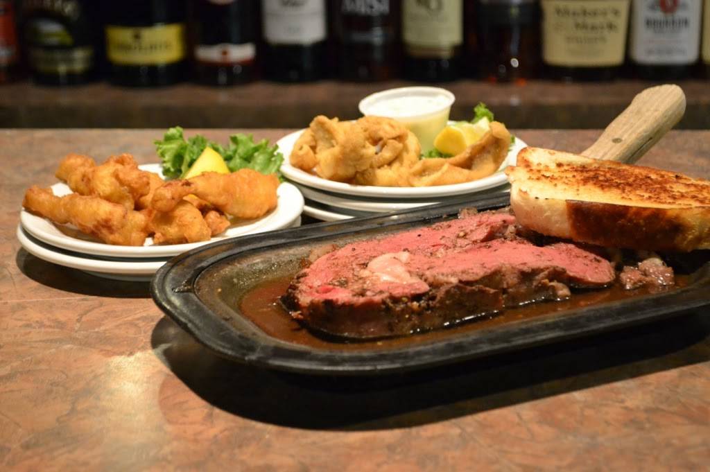 Stable Inn | restaurant | 11880 W Olive Rd, Grand Haven, MI 49417, USA | 6168468581 OR +1 616-846-8581