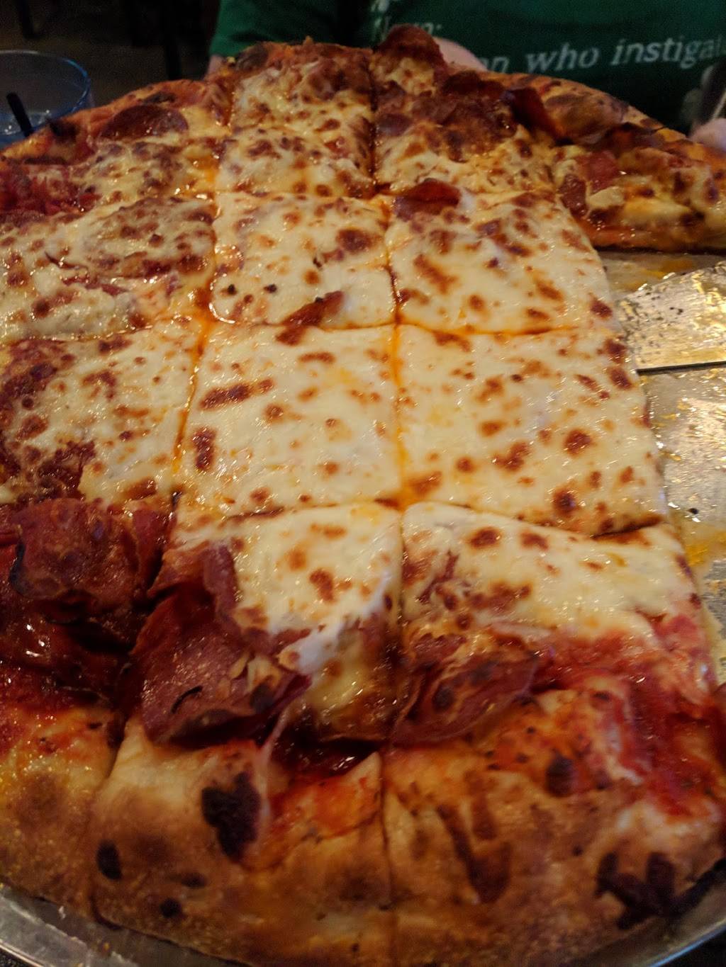 Shortys Pizza & GROWL | restaurant | 9721 Sawmill Rd, Powell, OH 43065, USA | 6145537051 OR +1 614-553-7051