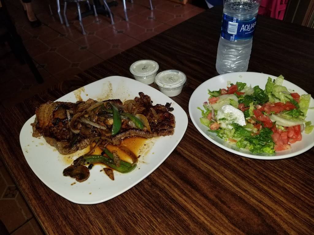 Trés Mure | restaurant | 6201 Fort Ave, Lynchburg, VA 24502, USA | 4346164523 OR +1 434-616-4523