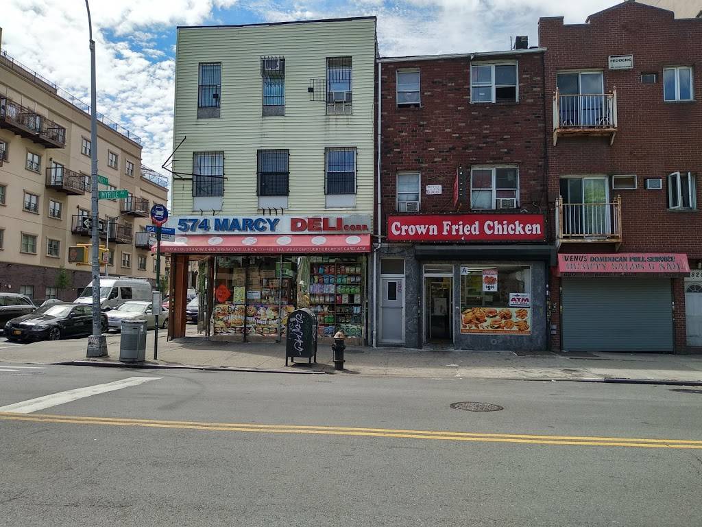 Crown Fried Chicken | restaurant | 822 Myrtle Ave, Brooklyn, NY 11206, USA | 7186245325 OR +1 718-624-5325