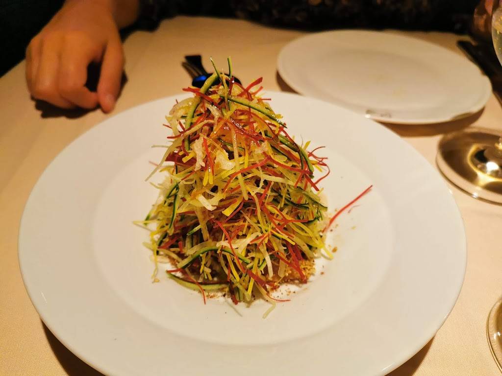 Le Filet | restaurant | 219 Avenue du Mont-Royal O, Montréal, QC H2T 2T2, Canada | 5143606060 OR +1 514-360-6060