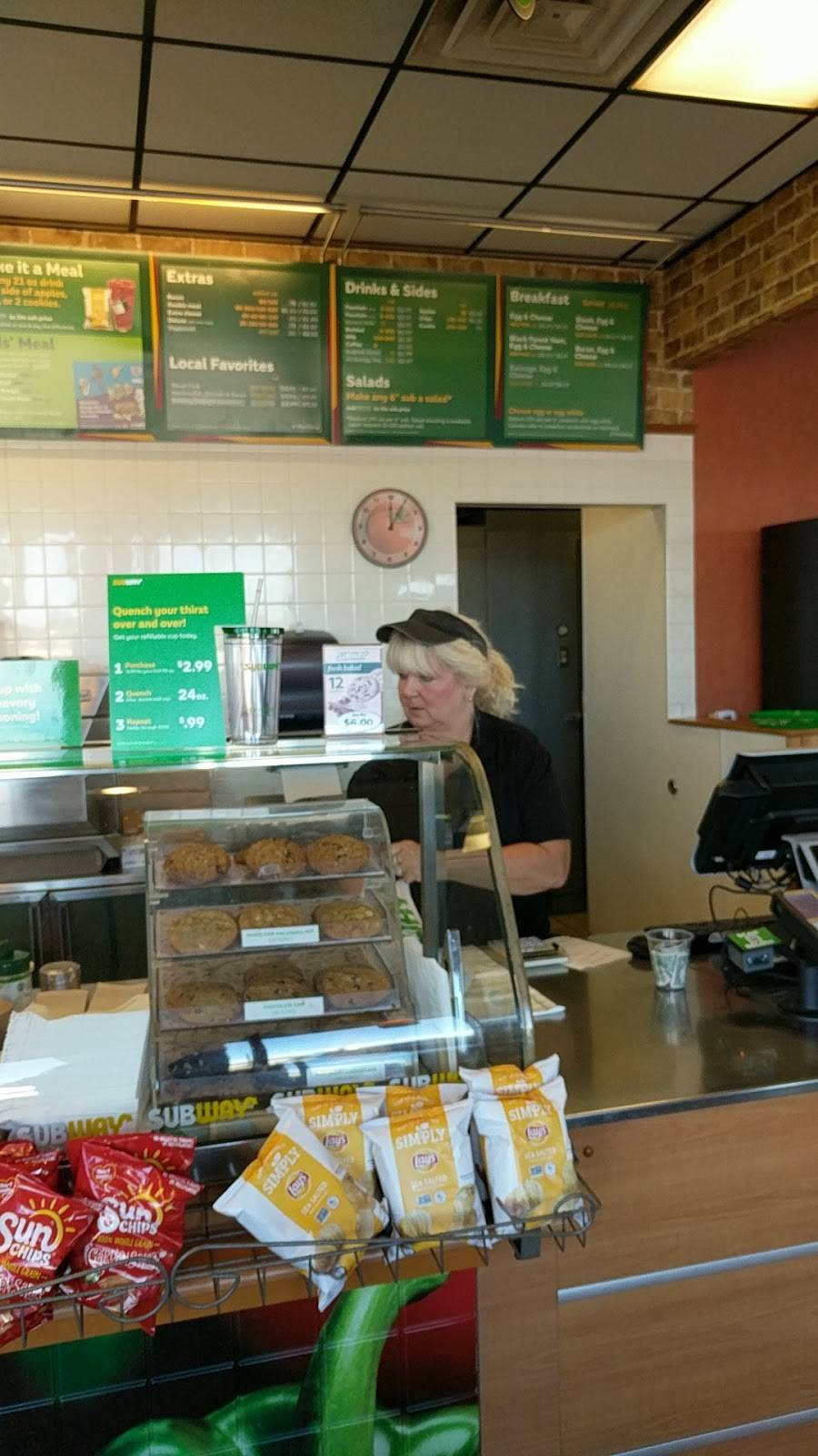 Subway Restaurants | restaurant | 1403 E Cloverland Dr, Ironwood, MI 49938, USA | 9069321400 OR +1 906-932-1400