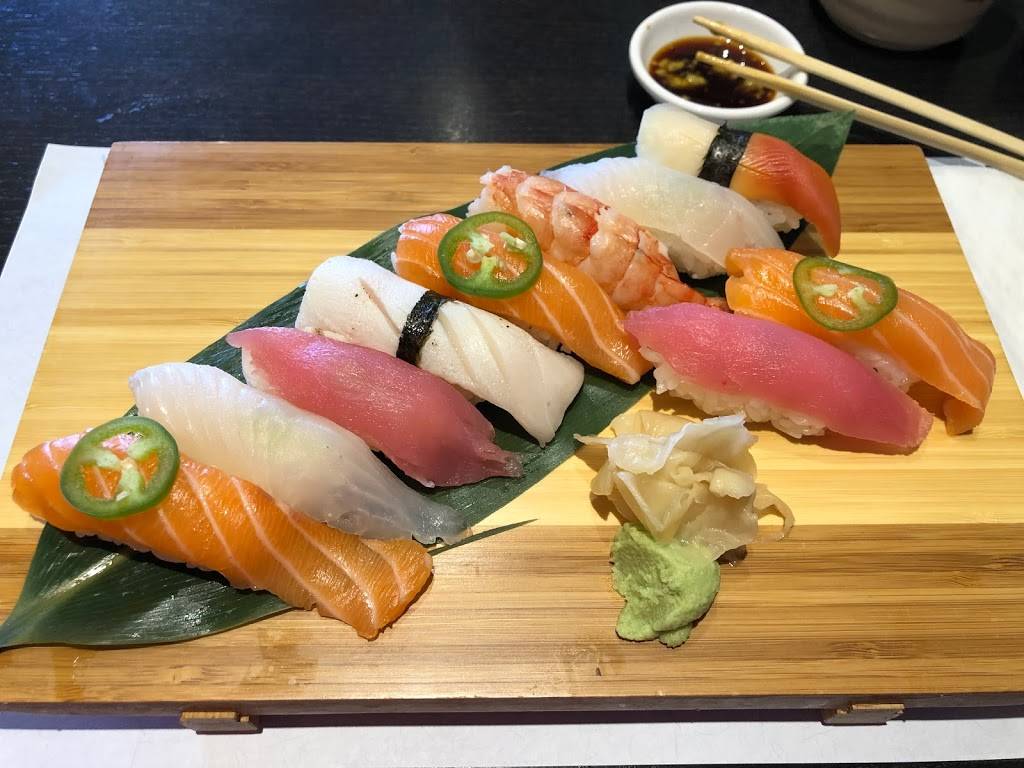 INJapan Japanese Restaurant | restaurant | 124 Atlantic Ave, Toronto, ON M6K 1X9, Canada | 4165164648 OR +1 416-516-4648