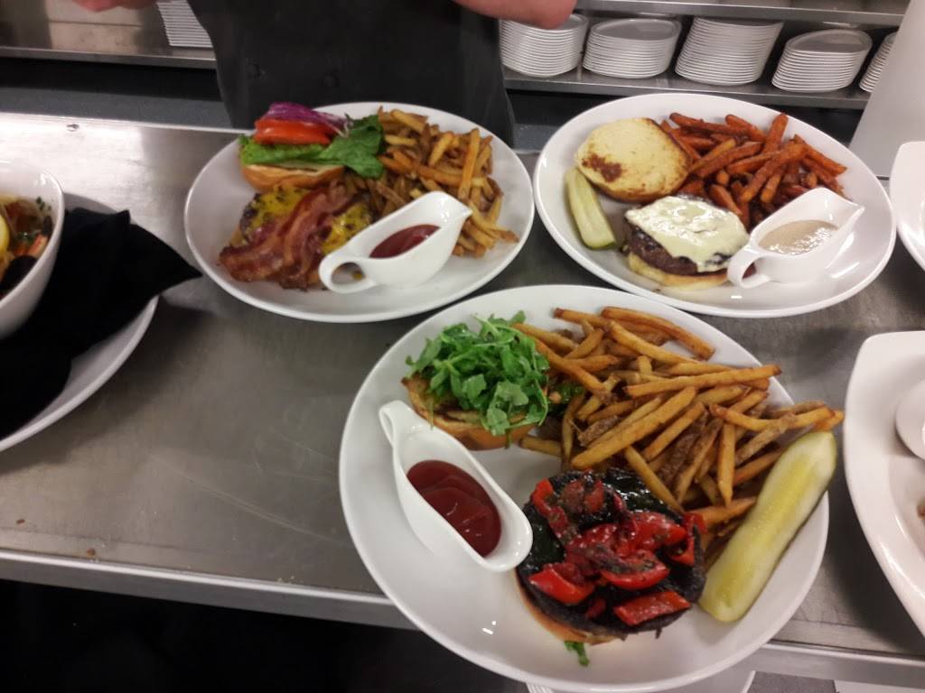 The Stables of Yellow House | restaurant | 378 Thornton Rd, Thornton, PA 19373, USA | 6103581500 OR +1 610-358-1500