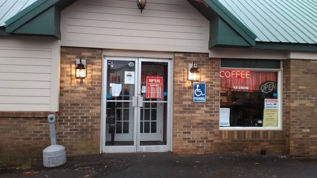 Donnas Cafe | restaurant | 5942 Rome-Taberg Rd, Rome, NY 13440, USA | 3153365682 OR +1 315-336-5682