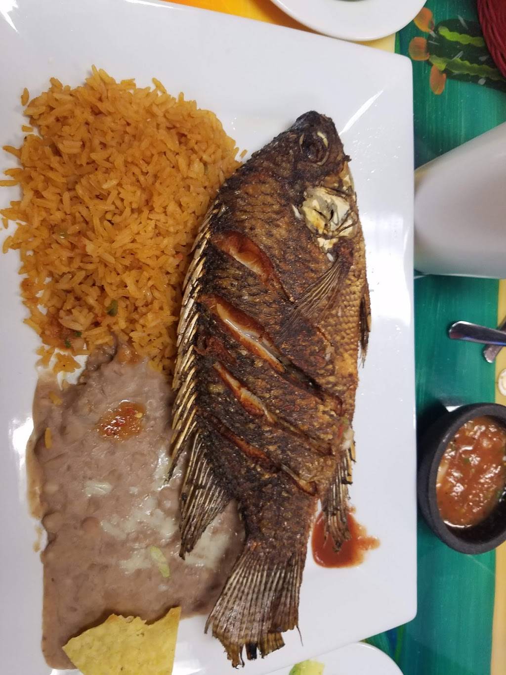 Little Mexico | restaurant | 800 S Lincoln Blvd, Hodgenville, KY 42748, USA | 2703584900 OR +1 270-358-4900