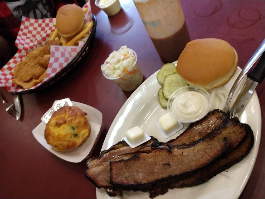Bowmans BBQ & Meat Market | restaurant | 14377 E O N Ave, Climax, MI 49034, USA | 2697467675 OR +1 269-746-7675