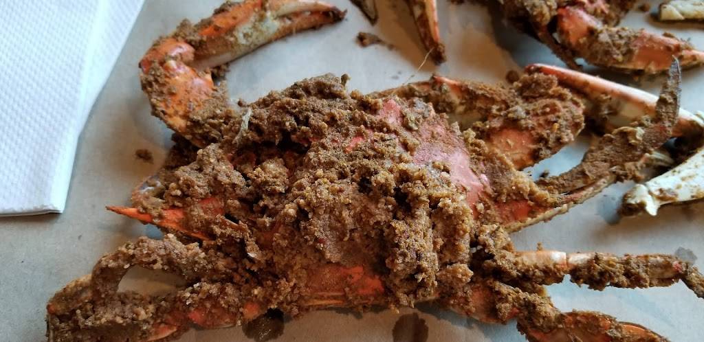 Ships Cafe Restaurant and Crab House | restaurant | 828 Frederick Rd, Catonsville, MD 21228, USA | 4107441838 OR +1 410-744-1838