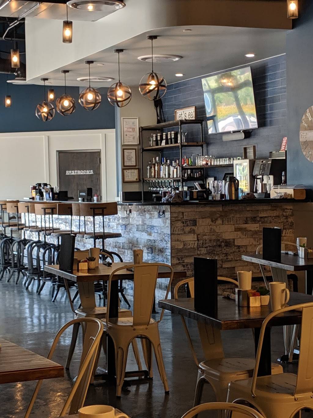 EAT! Food & Drink | restaurant | 520 Zang St N, Broomfield, CO 80021, USA | 3037289990 OR +1 303-728-9990