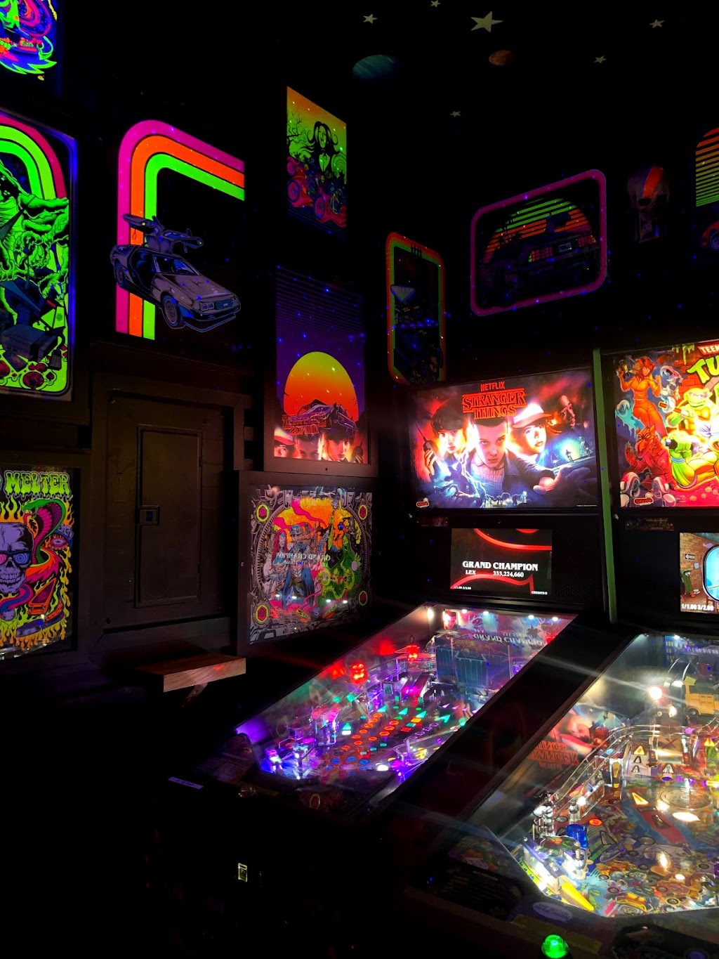 Glitch Bar | night club | 905 NE 5th Ave, Fort Lauderdale, FL 33304, USA | 9546165762 OR +1 954-616-5762