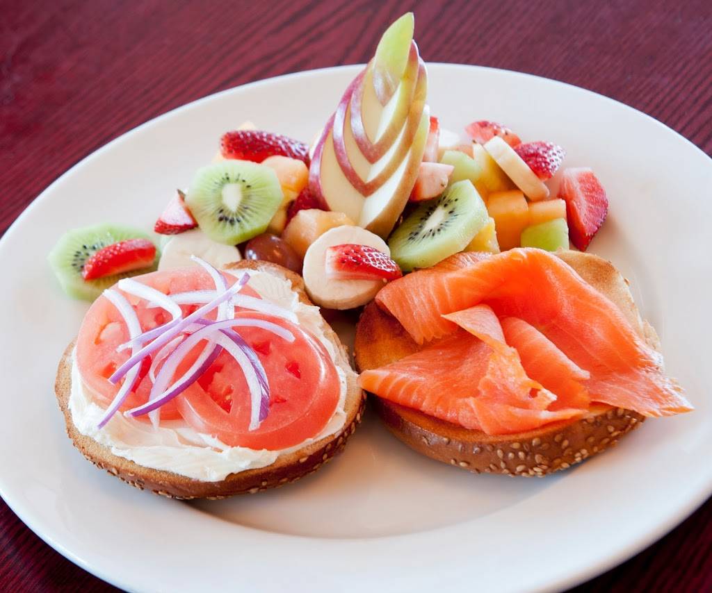 Dintys Restaurant | restaurant | 620 Chemin dAylmer, Gatineau, QC J9H 1B4, Canada | 8196841771 OR +1 819-684-1771