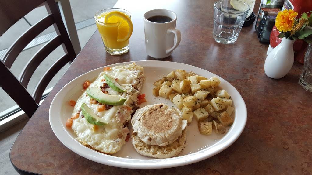 Le Peep Broadlands | restaurant | 3700 W 144th Ave C-400, Broomfield, CO 80023, USA | 3034104845 OR +1 303-410-4845