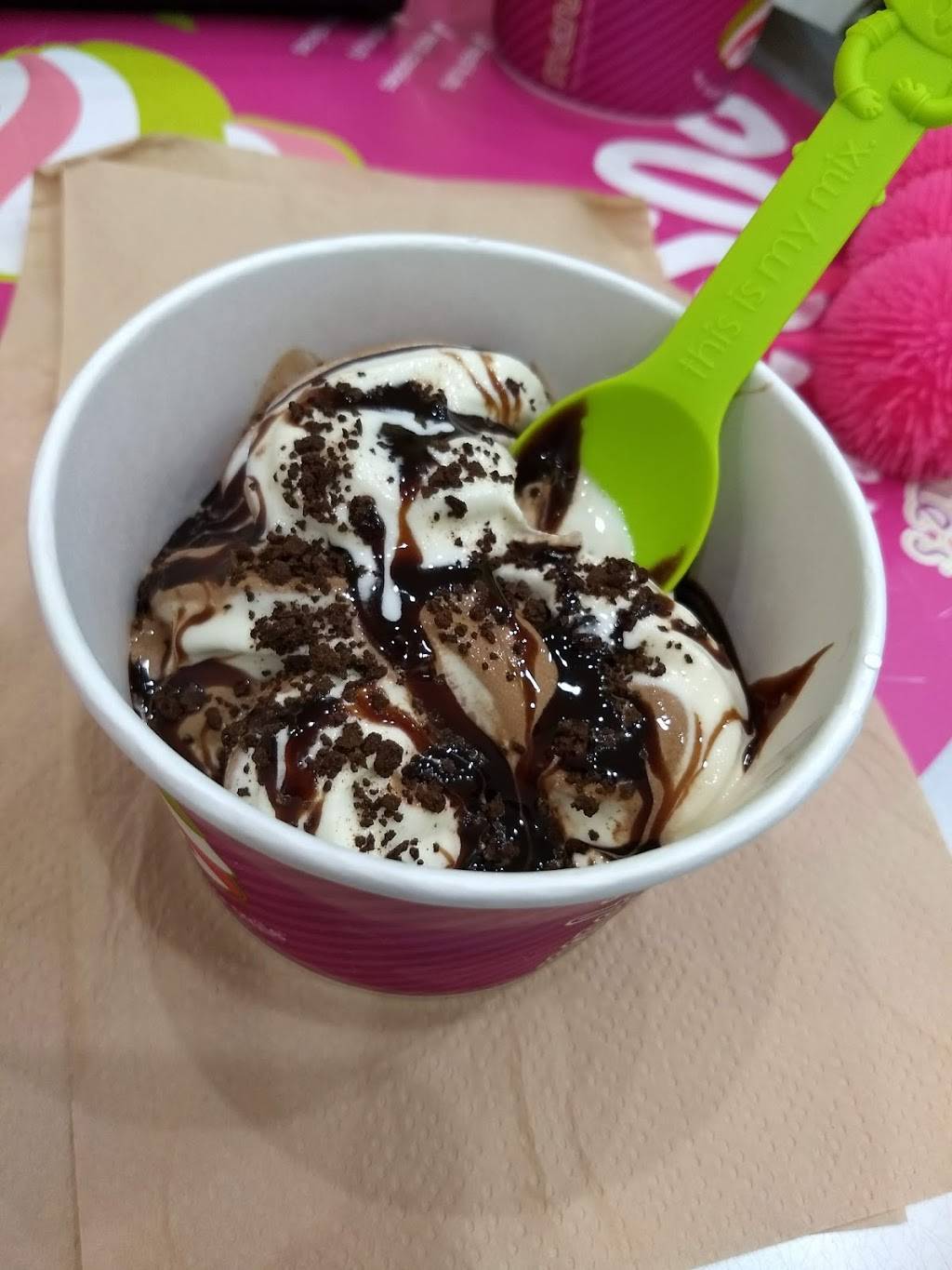 Menchies Frozen Yogurt Abingdon | bakery | 3473 Merchant Boulevard Ste F, Abingdon, MD 21009, USA | 4105695080 OR +1 410-569-5080