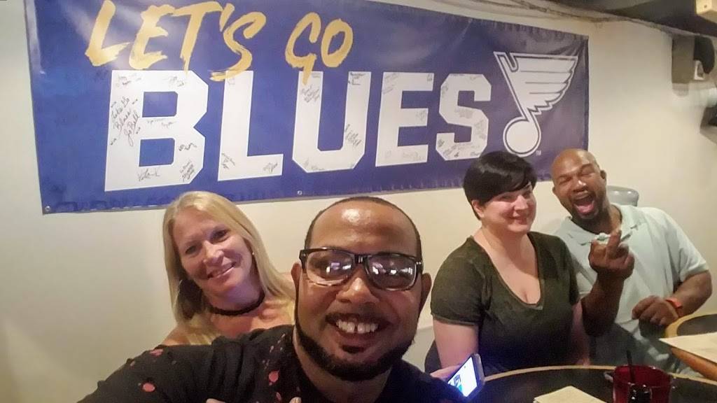 Keetons Double Play | restaurant | 4944 Christy Blvd, St. Louis, MO 63116, USA | 3143516000 OR +1 314-351-6000