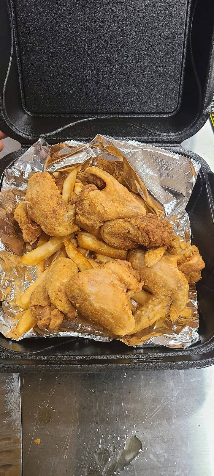 A.P.s Delicious RIBS LLC | restaurant | 4602 E 10th St, Indianapolis, IN 46201, USA | 3177440577 OR +1 317-744-0577