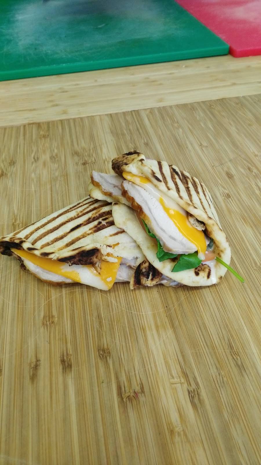 Subway | restaurant | 540 A Avenue de Buckingham, Gatineau, QC J8L 2H1, Canada | 8199866676 OR +1 819-986-6676