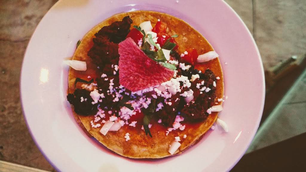 Café Corazón | restaurant | 3129 N Bremen St, Milwaukee, WI 53212, USA | 4148103941 OR +1 414-810-3941