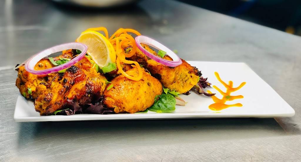 Chimney Indian Kitchen + Bar | restaurant | D, 306 W Franklin St F STE, Chapel Hill, NC 27516, USA | 9842343671 OR +1 984-234-3671