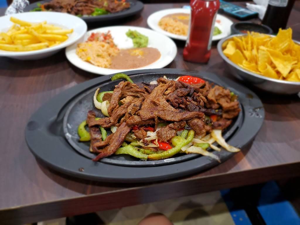 Rio Bravo Arlington | restaurant | 2208 New York Ave, Arlington, TX 76010, USA | 8177951470 OR +1 817-795-1470