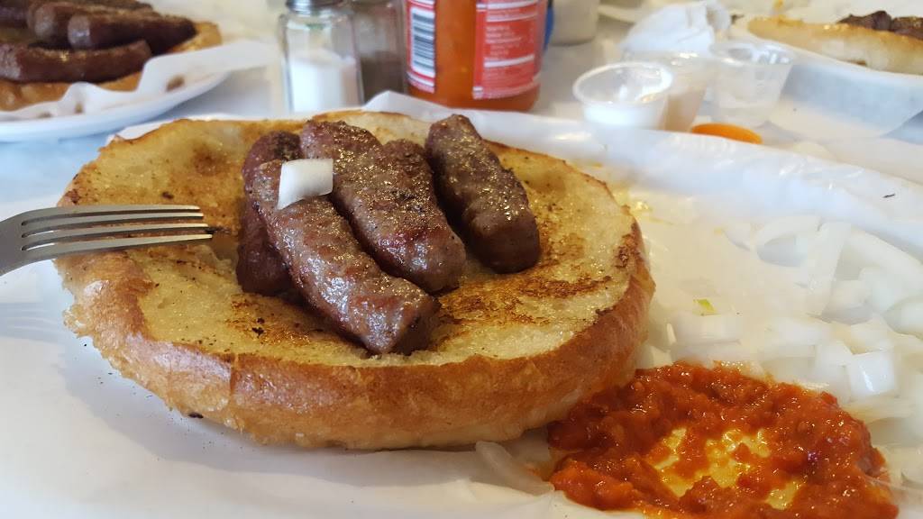 Luna Grill & Coffee | restaurant | 8421 49th St N, Pinellas Park, FL 33781, USA | 7275443200 OR +1 727-544-3200