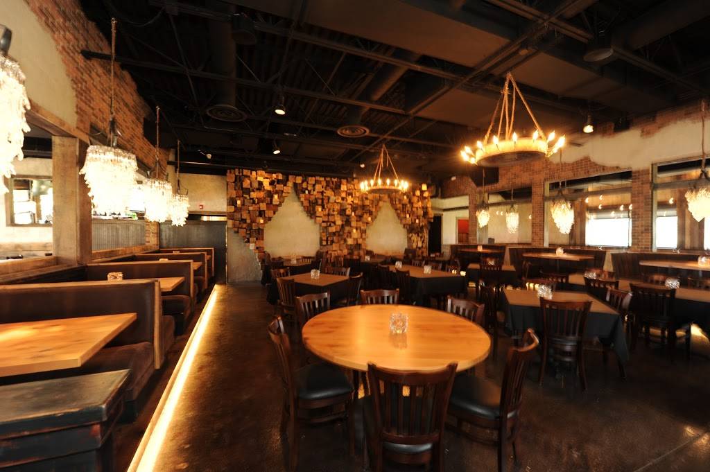 Burntwood Tavern | restaurant | 3750 W Market St, Fairlawn, OH 44333, USA | 2344667372 OR +1 234-466-7372