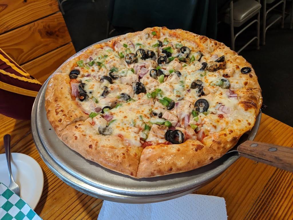 Constantinos | restaurant | 7300 S Loop 1604 W, Somerset, TX 78069, USA | 8307013366 OR +1 830-701-3366