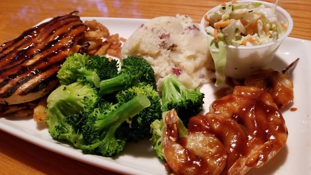Applebees Grill + Bar | restaurant | 7055 Co Rd 46A, Lake Mary, FL 32746, USA | 4074449930 OR +1 407-444-9930