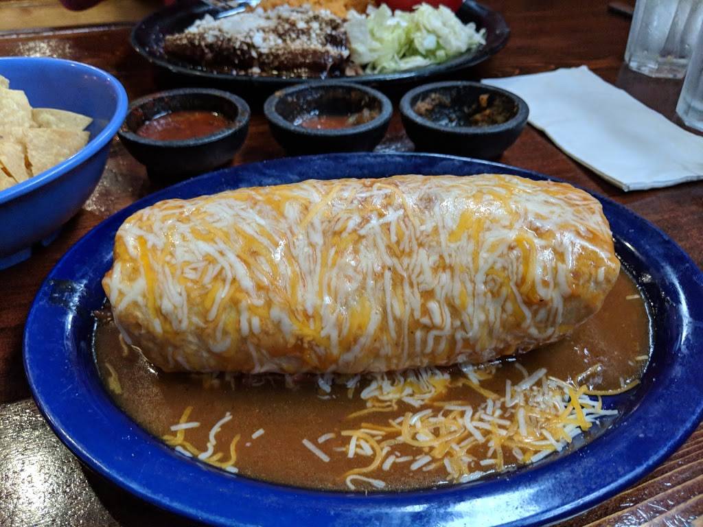 Los Reyes Restaurante Y Cantina | restaurant | 21 Town Square Pl # A, Vacaville, CA 95688, USA | 7074482113 OR +1 707-448-2113