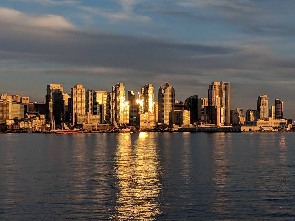 Island Prime | restaurant | 880 Harbor Island Dr, San Diego, CA 92101, USA | 6192986802 OR +1 619-298-6802