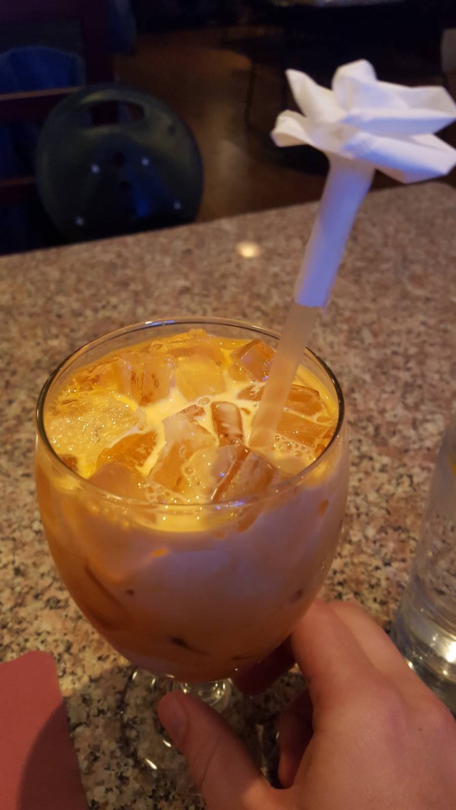 Patpong | restaurant | 2415 Clement St, San Francisco, CA 94121, USA | 4153799726 OR +1 415-379-9726