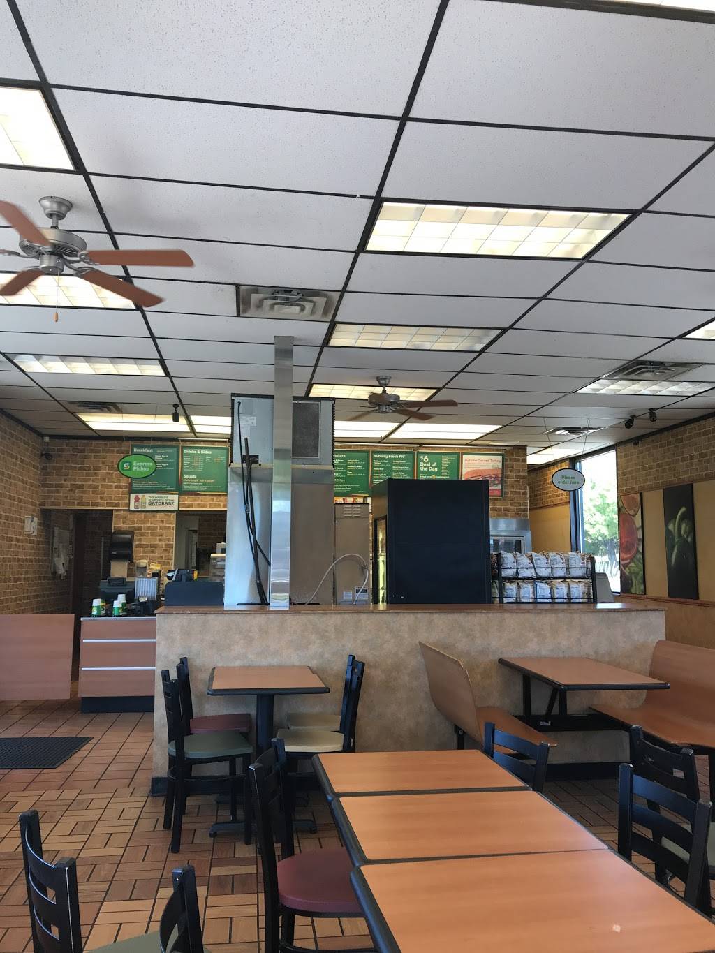 Subway | meal takeaway | 2090 S State St, Salt Lake City, UT 84115, USA | 8014855513 OR +1 801-485-5513