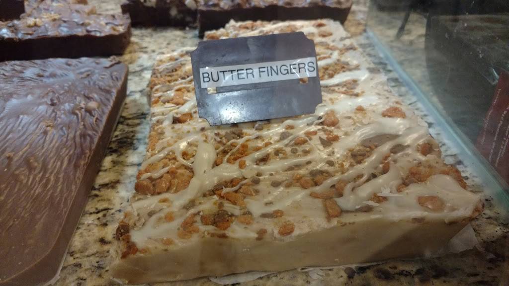 Kellys Coffee & Fudge Factory | cafe | 444 N Rexford Dr, Beverly Hills, CA 90210, USA | 3105509077 OR +1 310-550-9077