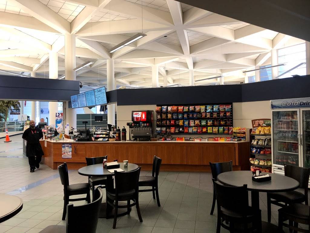 Lucky’s Craft Food & Drink | restaurant | 1 Air Terminal Pkwy Suite 115, Melbourne, FL 32901, USA | 3213335446 OR +1 321-333-5446