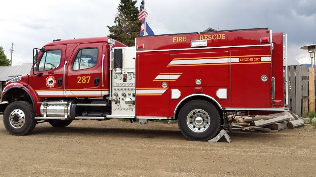 Parshall Inn | restaurant | 146 1st St, Parshall, CO 80468, USA | 9707253476 OR +1 970-725-3476