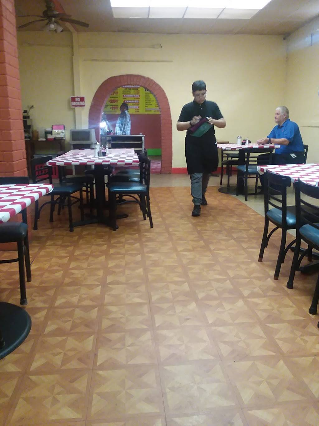 Don Burger Taco & More | restaurant | 2103-2107 Palo Alto Rd, San Antonio, TX 78211, USA | 2109224311 OR +1 210-922-4311